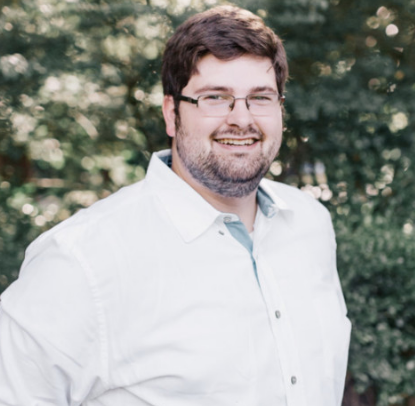 Headshot of Nathan Evans